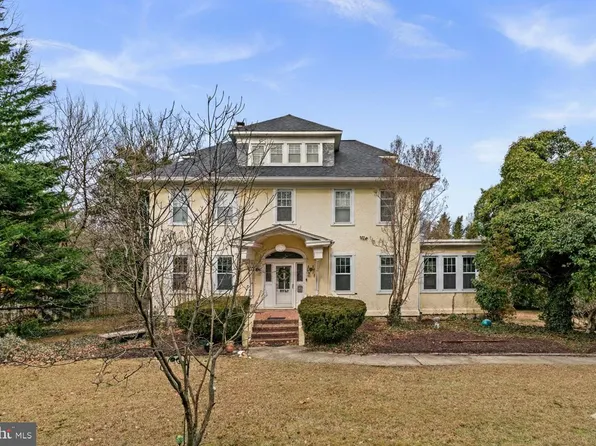 6100 Frederick Rd, Catonsville, MD 21228