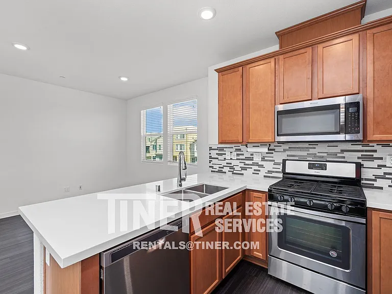 4152 Rotor Ln — Photo 14