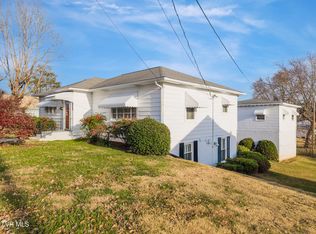 328 Lincoln Ave, Newport, TN 37821