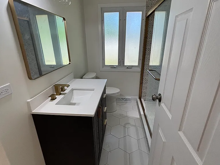 4147 Northcott Ave — Photo 8