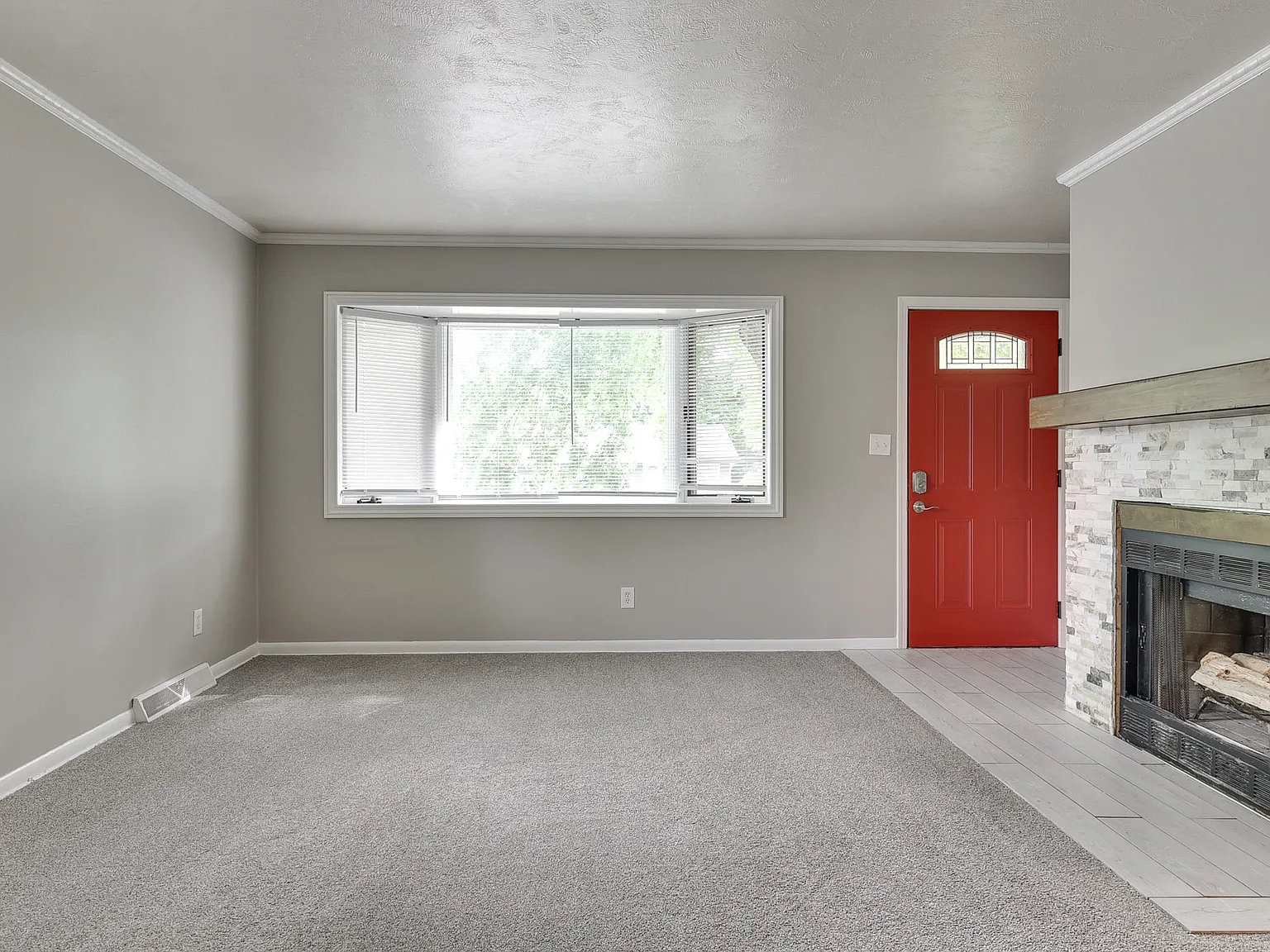 3 bed, 1583 sqft, $1,850 — Photo 4