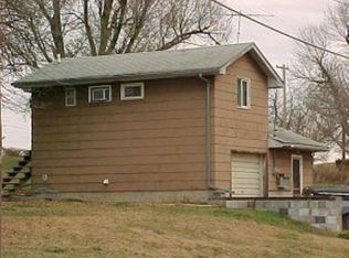 105 Main St, Brownville, NE 68379