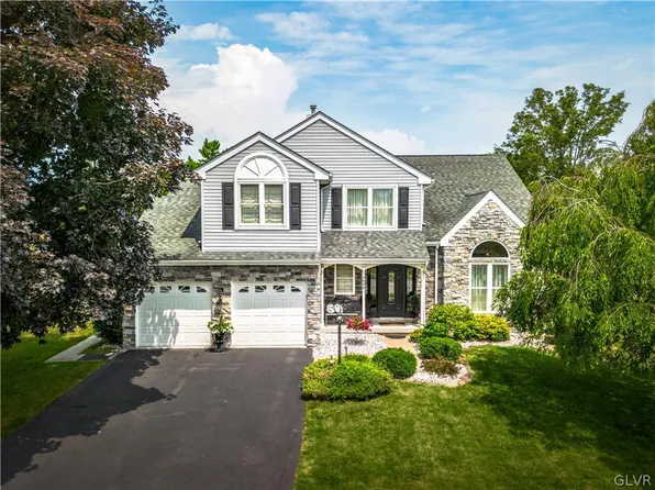 4888 Concord Dr, Easton, PA 18045