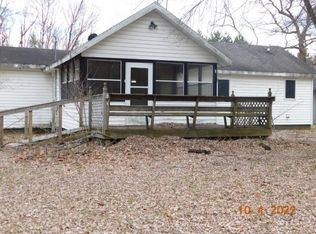 W11043 W Town Hall Rd, Gresham, WI 54128