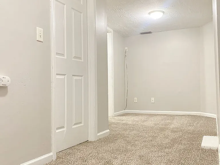 4420 N 48th St — Photo 24