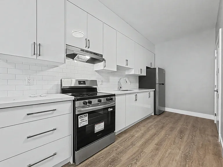 199 Pine St #4 — Photo 5