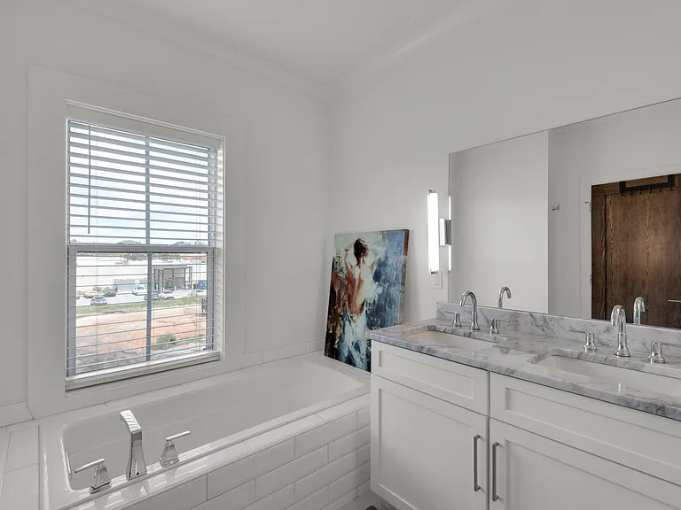 314 W Romana St — Photo 27