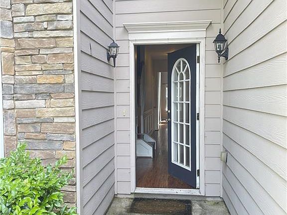 2nd image of 385 Blackwood Ln
