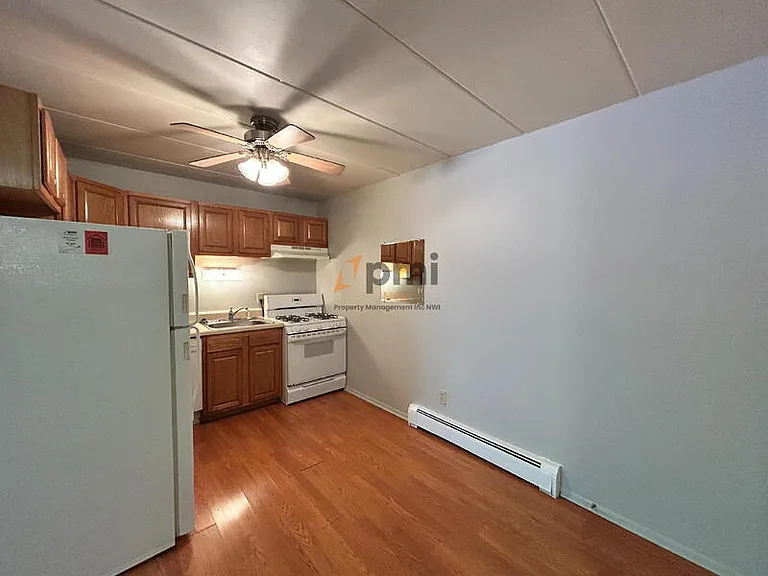 105 Harrington Ave #2 — Photo 6