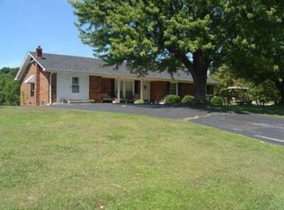2617 Old Munfordville Rd, Glasgow, KY 42141