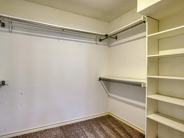 3809 Graphic Pl — Photo 28