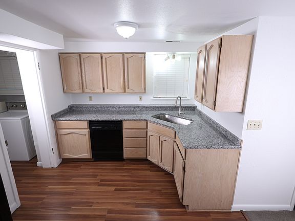 2nd image of 577 N West Capitol St #B