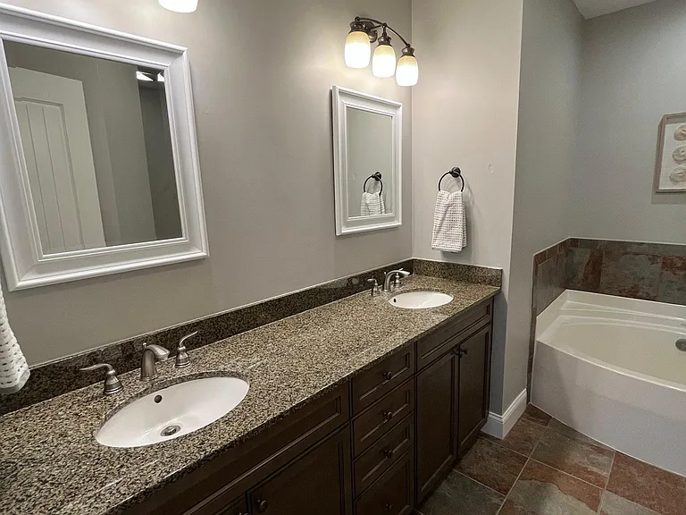 20 Waterfront Dr #123 — Photo 23