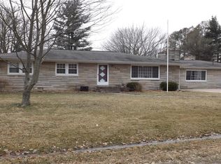 327 E Baird St, Olney, IL 62450