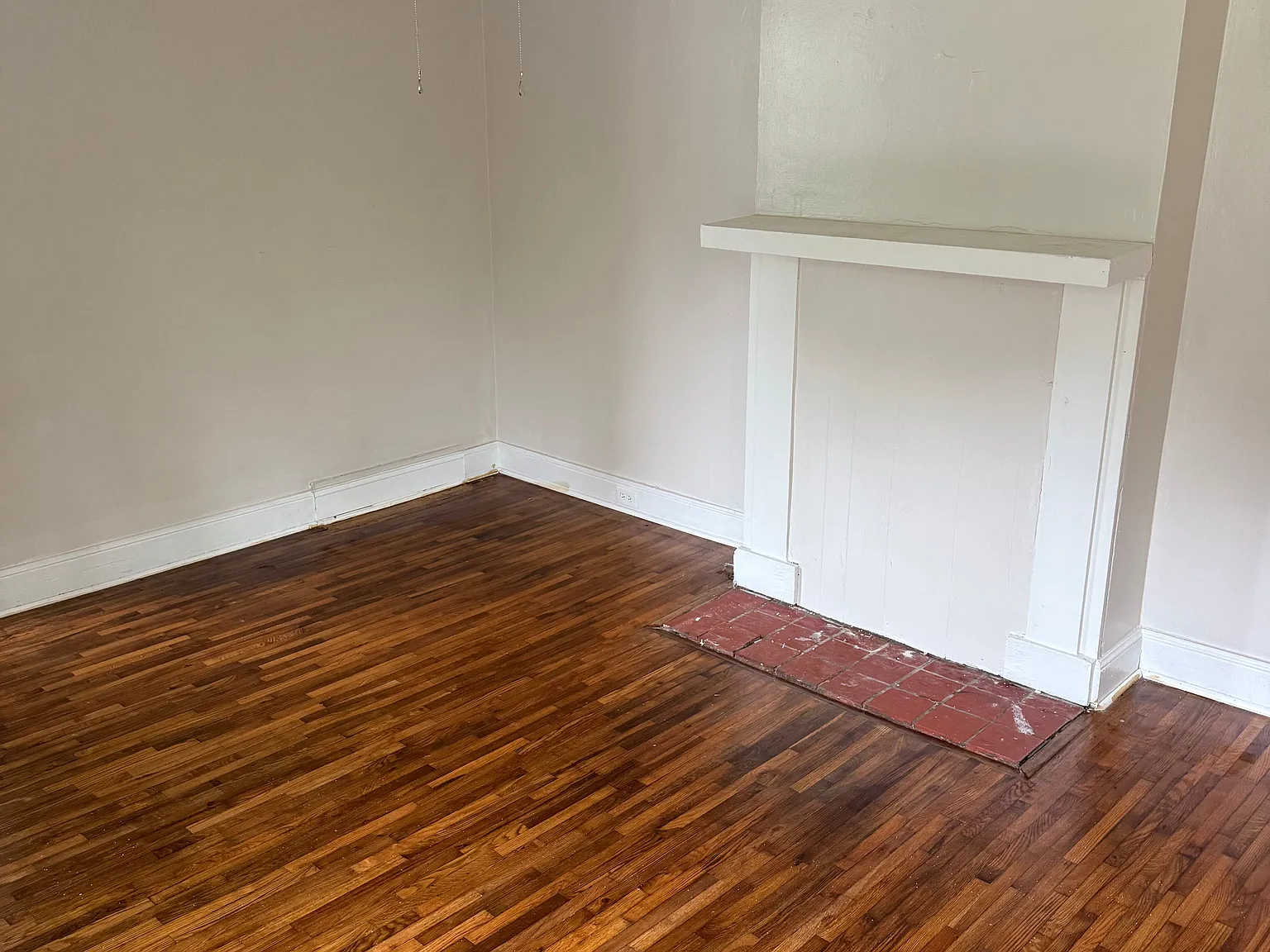 4 bed, 1200 sqft, $1,800 — Photo 3