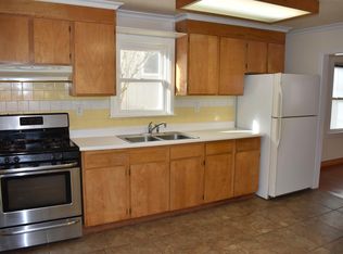 1225 SW 112th St, Seattle, WA 98146