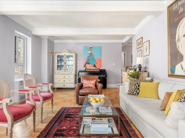 20 East 35th Street image 3 of 15