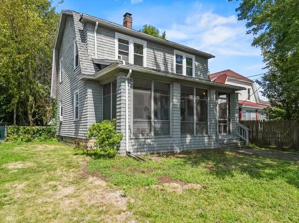 124 Washington St, Springfield, MA 01108