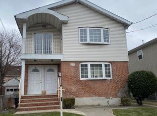 9315 240th St, Bellerose, NY 11426