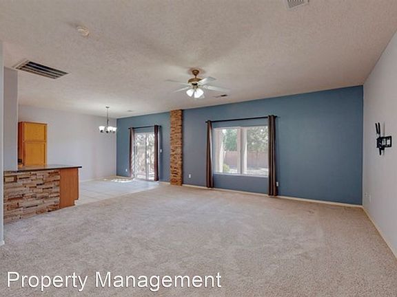 2nd image of 1128 Calle Corvo NE