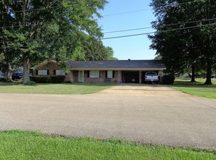 406 S Hampton Ave, New Albany, MS 38652