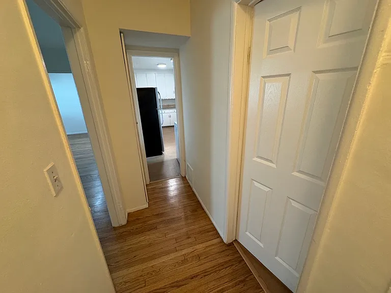 902 Alandele Ave #902 — Photo 6
