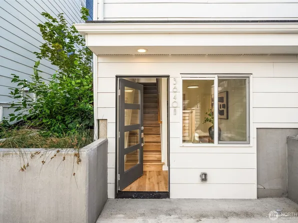 3640 A 13th Avenue W, Seattle, WA 98119