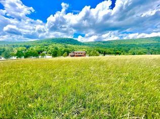 35 Mallow Lake Dr, Davis, WV 26260