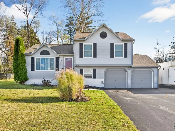 9422 Birch Tree Rd, Brewerton, NY 13029