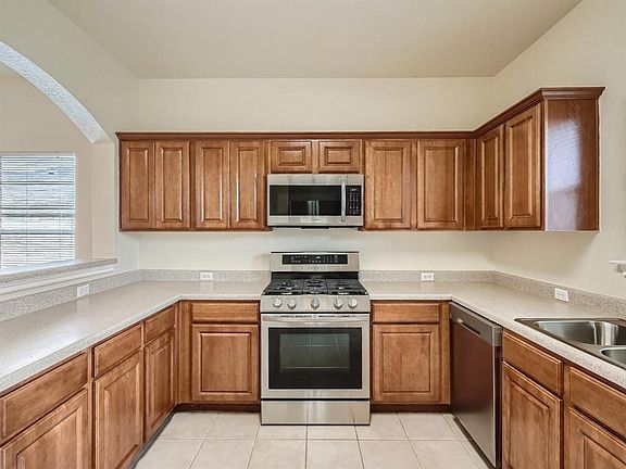 2nd image of 256 Firwood N