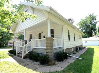 221 Lincoln St, Edwardsville, IL 62025