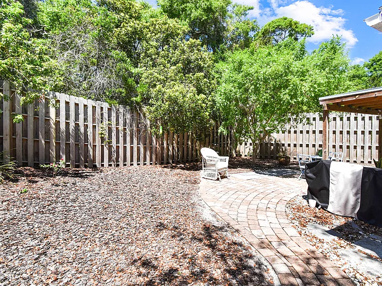 19 Lockhart Ln — Photo 29