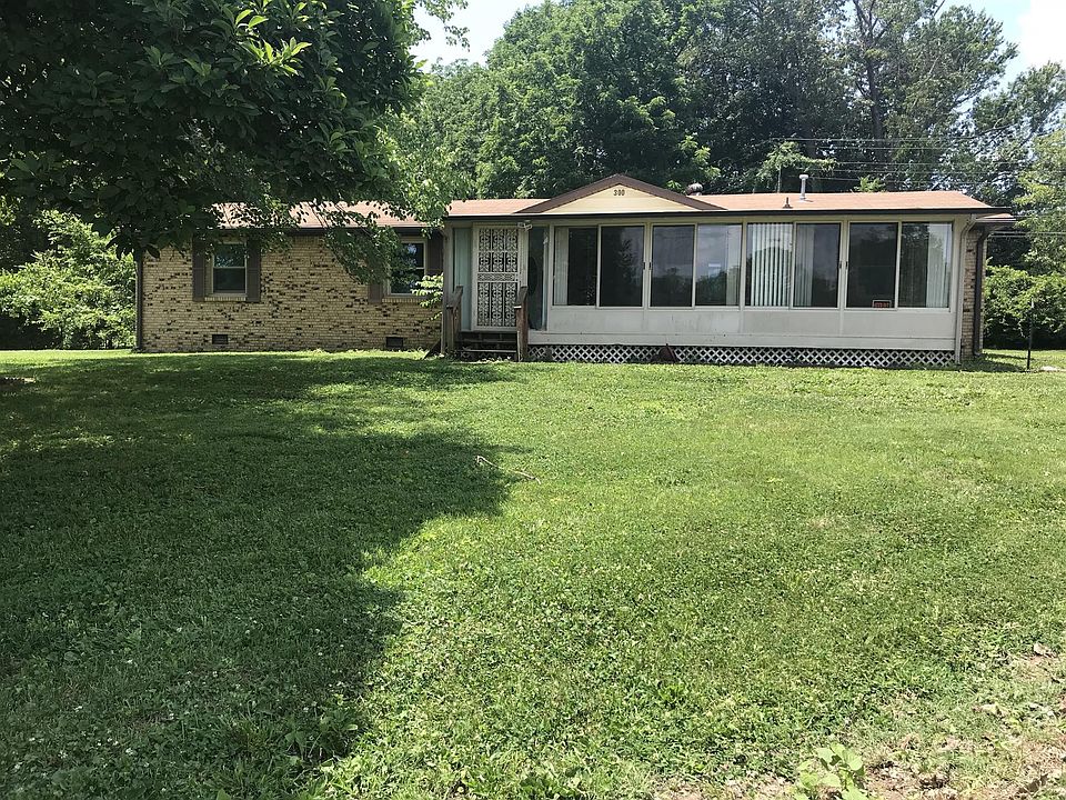 1st image of 300 Melinda Dr
