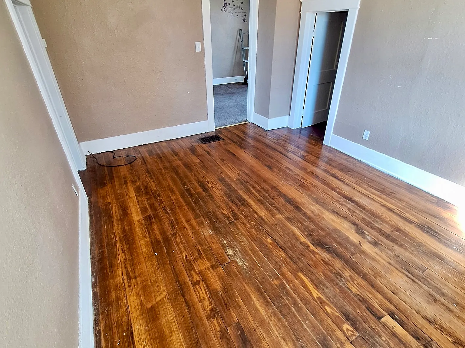 2 bed, 750 sqft, $850 — Photo 4