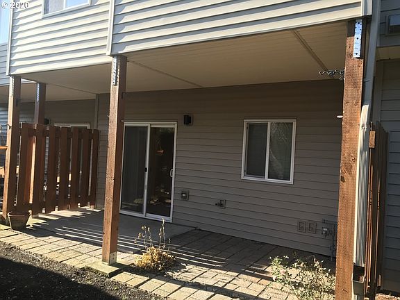 4th image of 5264 NE 121st Ave APT 61