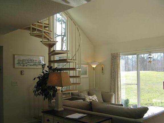 5th image of 222 Billington Lane #222