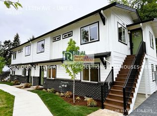 585 NE 113th Ave Unit B, Portland, OR 97220