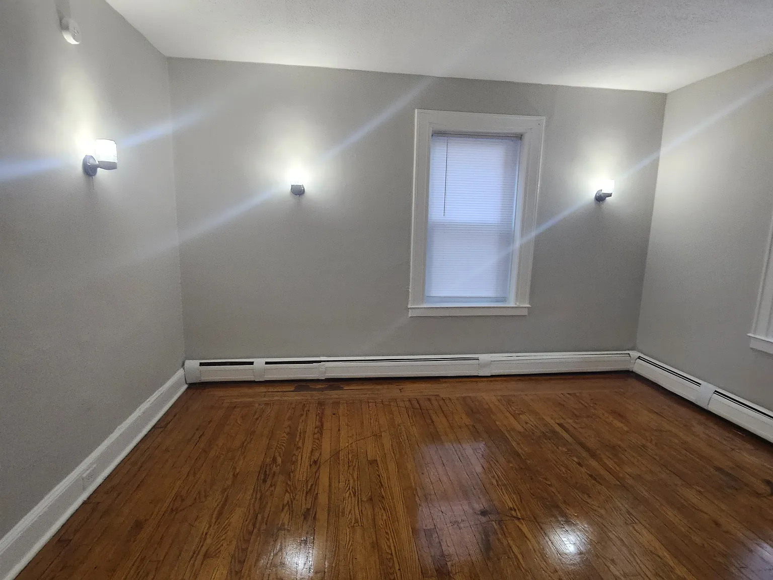 1 bed, $1,275 — Photo 3