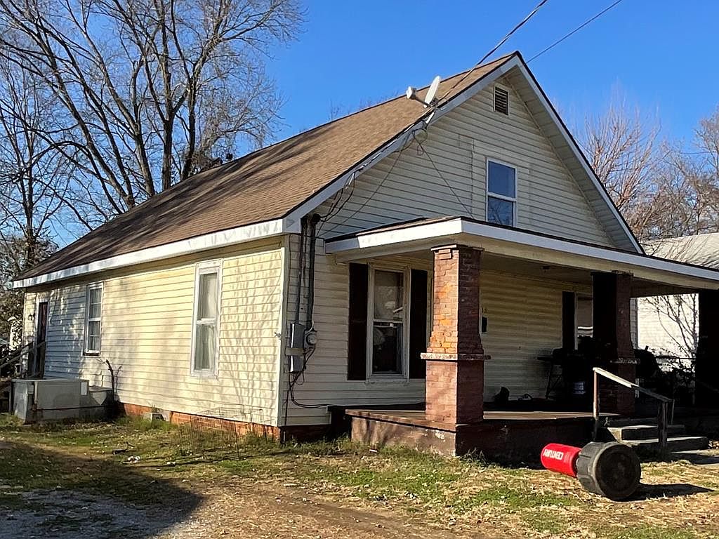 133 N Kentucky Ave, Hopkinsville, KY 42240 | Zillow