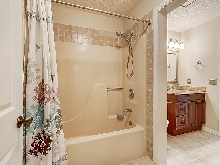 9728 Timberview Ct #10 — Photo 29