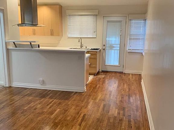 5th image of 4918 Cahuenga Blvd #4924-1/2