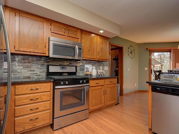 4th image of 655 Amy Lu Ct