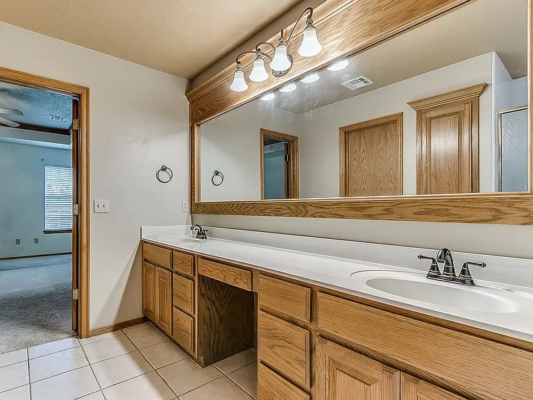4008 Morningstar Dr — Photo 38