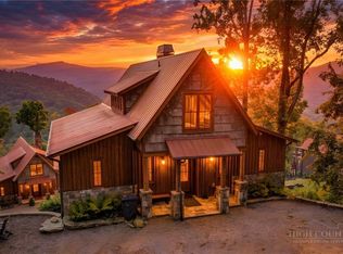 95 Autumn Blaze Court, Banner Elk, NC 28604