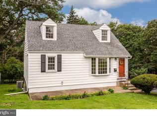 4 Woodhill Rd, Newtown Square, PA 19073