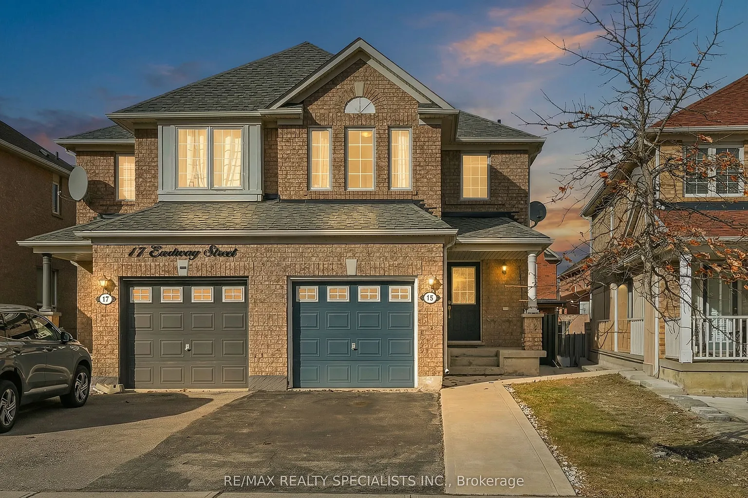 15 Eastway St photo 1