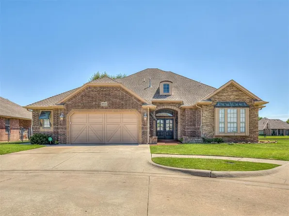 8512 NW 72nd Cir, Warr Acres, OK 73132