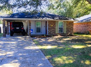 8823 Asphodel St, Denham Springs, LA 70726