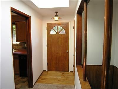 5th image of 1260 Highland Dr