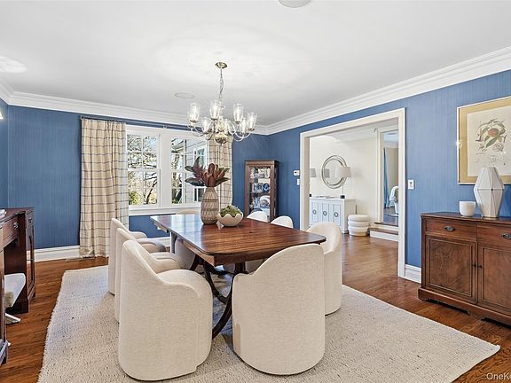 5th image of 365 Grace Church Street